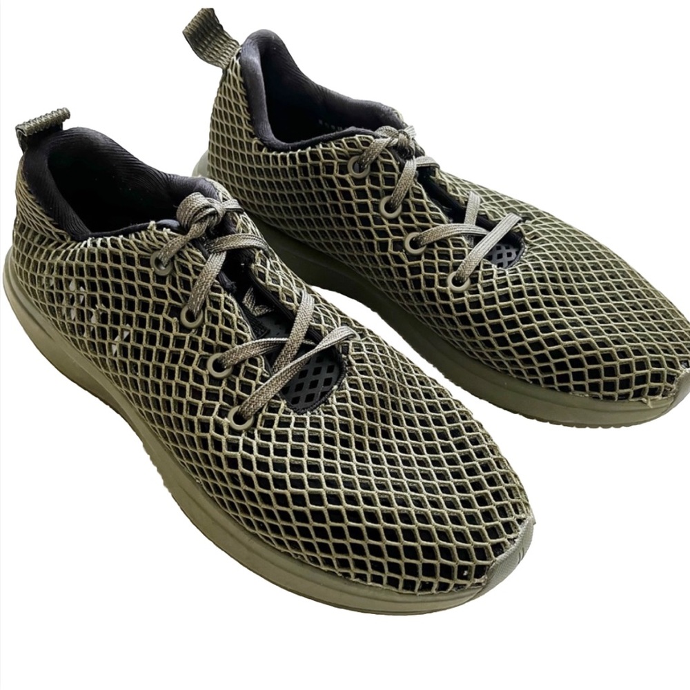 NOBULL MESH RUNNER MENS 8 or WOMENS 9.5 RUNNING EXERCISE FITNESS TRENDY
